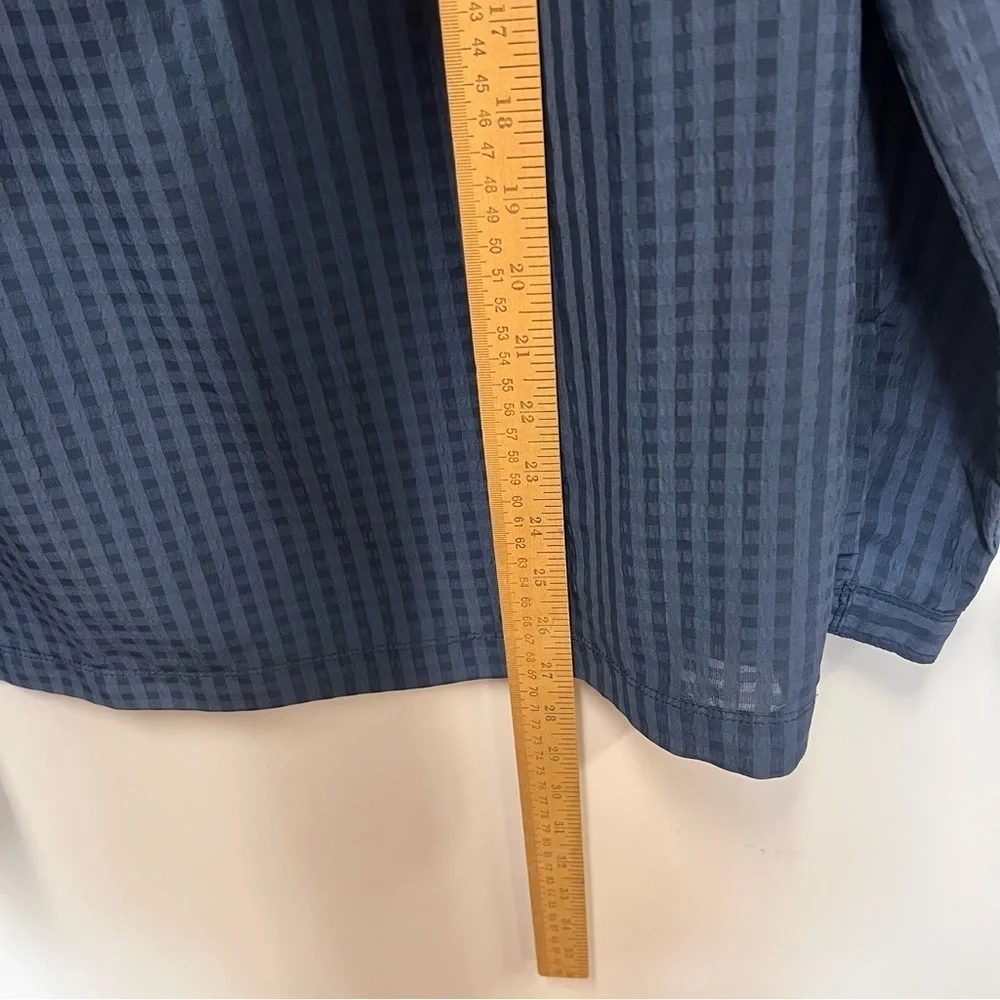 Eddie Bauer semi-sheer blue patterned blouse with front buttons size large